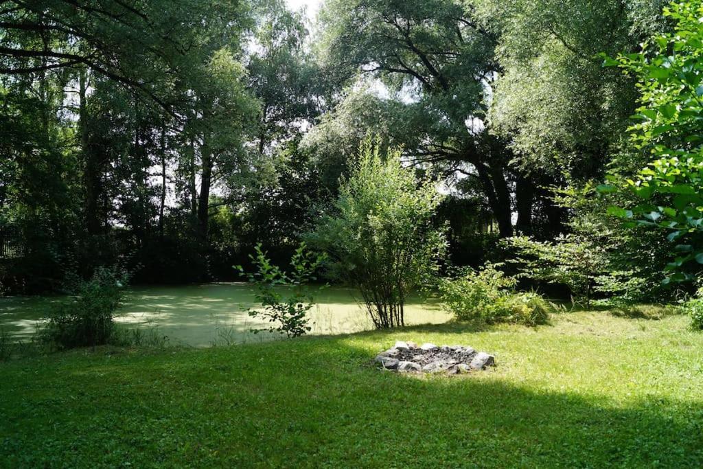 Idylisches Cottage Mit Reh 韦尔策 外观 照片
