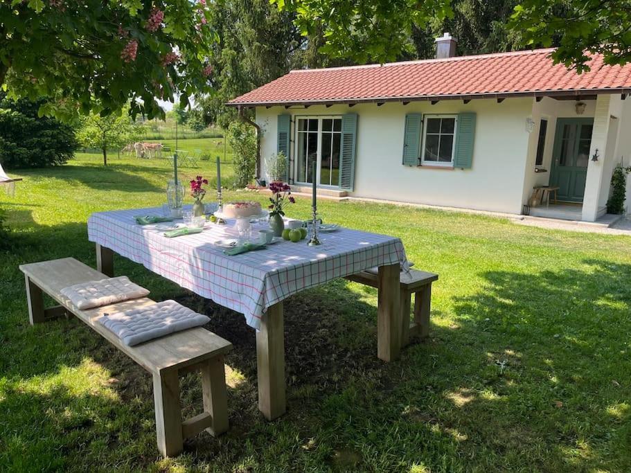 Idylisches Cottage Mit Reh 韦尔策 外观 照片